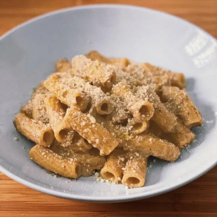 Penne con crema di zucca e gorgonzola