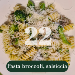 Fusilli med broccoli och salsiccia
